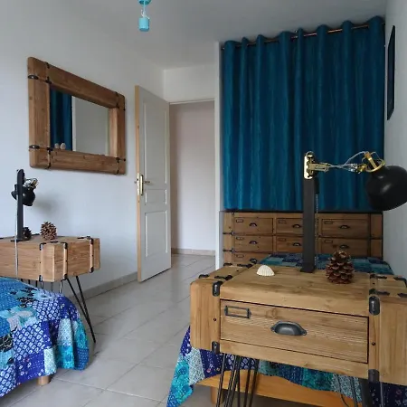 Les Manades Apartment Aigues-Mortes Exterior photo