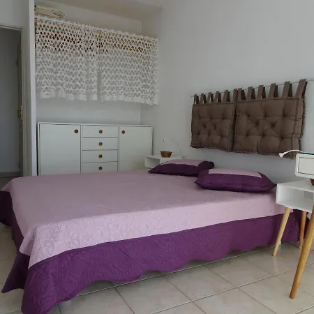 Les Manades Apartment Aigues-Mortes Exterior photo